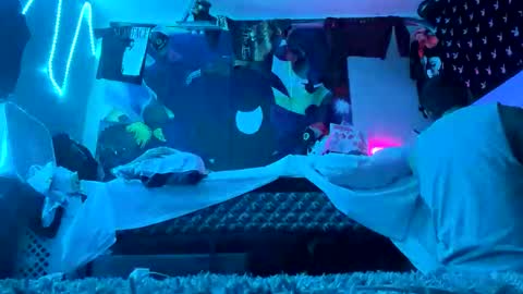 Snapshot of clarkshammer95 chatting on October 26, 2025, 4:02 pm clarkshammer95 online show from October 26, 2025, 4:02 pm