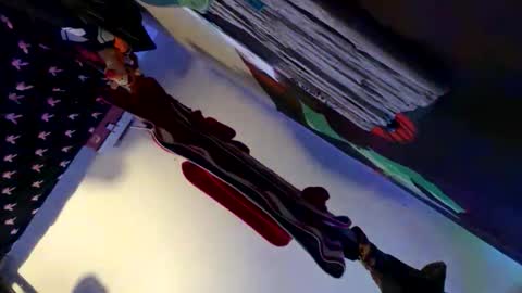 Snapshot of clarkshammer95 chatting on November 19, 2025, 10:32 pm clarkshammer95 online show from November 19, 2025, 10:32 pm