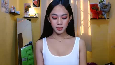 classy_girly online show from December 6, 2024, 7:43 am