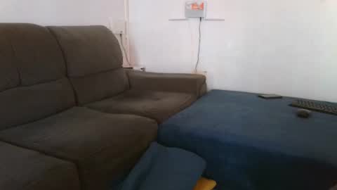 Angel online show from October 7, 2025, 4:53 am