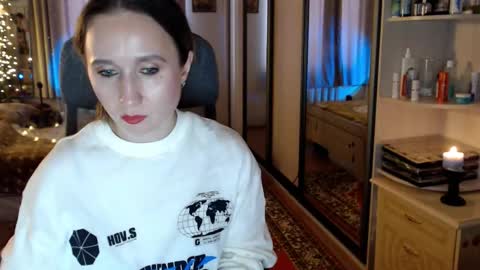 classyinna online show from January 15, 2026, 10:20 am