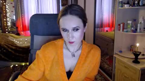 classyinna online show from February 19, 2026, 9:49 am