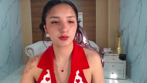 Claudina  online show from October 10, 2025, 1:32 pm