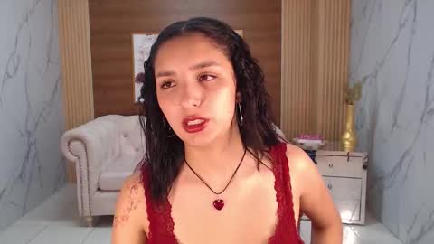 Claudina  online show from October 27, 2025, 2:10 pm