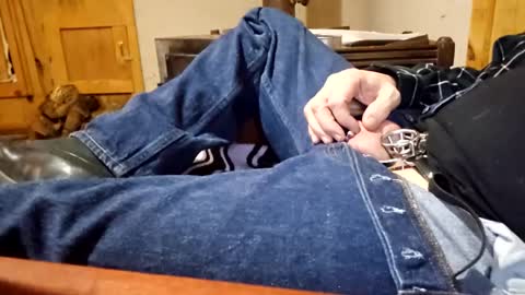 Snapshot of claygilmeriii chatting on December 11, 2024, 1:05 am Clay online show from December 11, 2024, 1:05 am