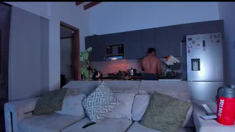 claytonburgues online show from March 4, 2025, 3:00 am