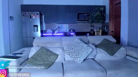 claytonburgues online show from September 19, 2025, 4:03 am