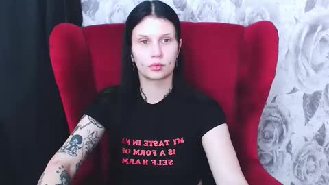 CleaDark online show from October 23, 2025, 7:12 pm