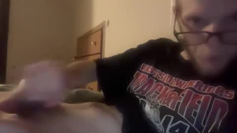 Snapshot of cleatus27 chatting on May 17, 2026, 3:59 am cleatus27 online show from May 17, 2026, 3:59 am