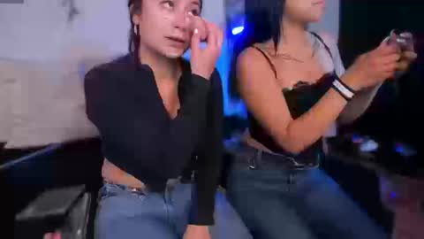 Cleo online show from September 18, 2025, 8:33 pm