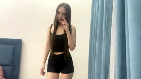 Snapshot of clementinecampion chatting on May 27, 2026, 4:26 pm Viki online show from May 27, 2026, 4:26 pm