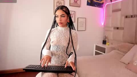 Snapshot of cleo__smith chatting on September 25, 2025, 12:25 am Cleo smith online show from September 25, 2025, 12:25 am