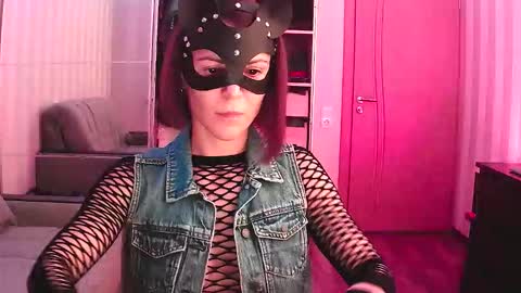Snapshot of cleo_catra chatting on October 16, 2025, 7:26 pm cleo_catra online show from October 16, 2025, 7:26 pm