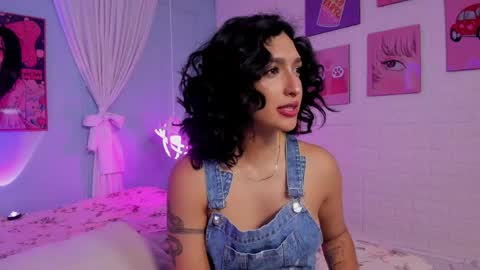 Snapshot of cleo_foxx chatting on April 22, 2026, 11:45 am Cleo online show from April 22, 2026, 11:45 am