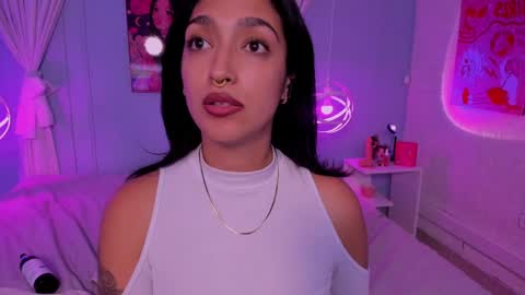 Snapshot of cleo_foxx chatting on June 3, 2026, 2:33 pm Cleo online show from June 3, 2026, 2:33 pm