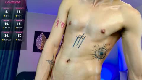 Cleo online show from November 25, 2025, 1:44 pm