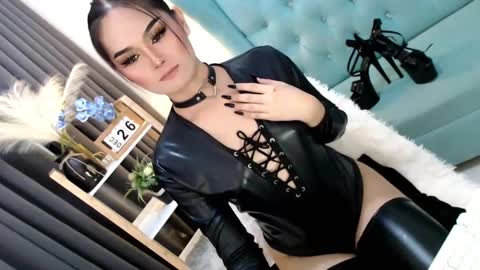 Cleo online show from December 25, 2024, 11:31 pm