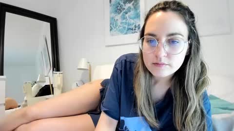 Snapshot of cleolane chatting on March 6, 2025, 11:20 pm Cleolane online show from March 6, 2025, 11:20 pm