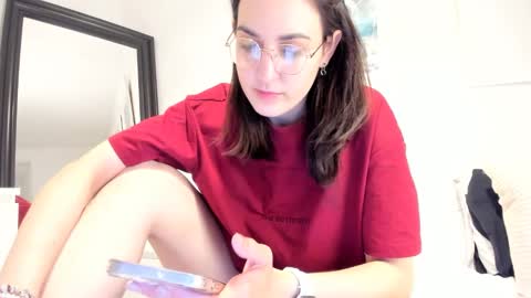 Snapshot of cleolane chatting on September 12, 2025, 9:15 pm Cleolane online show from September 12, 2025, 9:15 pm