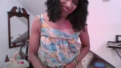 Cleopatra online show from March 9, 2026, 3:10 am