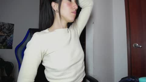 Snapshot of cleopatra_cute chatting on December 19, 2024, 5:07 am Nicol online show from December 19, 2024, 5:07 am