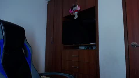 Snapshot of cleopatra_cute chatting on January 26, 2025, 3:27 am Nicol online show from January 26, 2025, 3:27 am