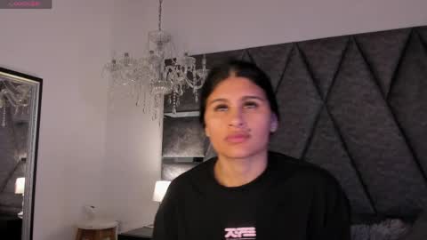 Snapshot of cleopatraa1 chatting on May 17, 2026, 7:32 pm Cleopatra online show from May 17, 2026, 7:32 pm