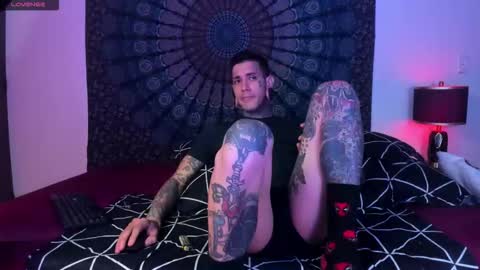 cleo y maikol online show from February 6, 2026, 3:44 am