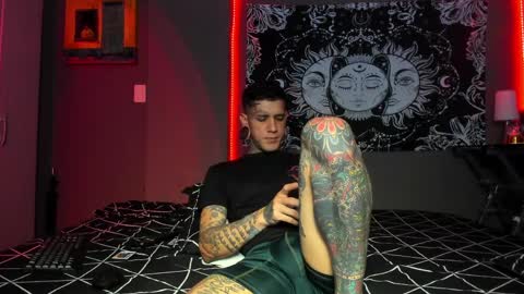 cleo y maikol online show from April 4, 2026, 3:05 am