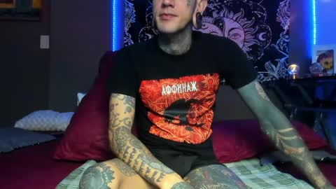 cleo y maikol online show from April 21, 2026, 6:09 am