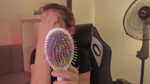 Snapshot of cleowhite_ chatting on February 12, 2026, 9:21 pm cleowhite_ online show from February 12, 2026, 9:21 pm