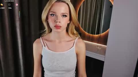 Aria online show from November 30, 2025, 3:16 pm