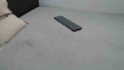 Snapshot of click87 chatting on February 12, 2025, 8:38 am John online show from February 12, 2025, 8:38 am