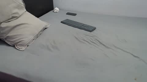 Snapshot of click87 chatting on March 7, 2025, 8:13 am John online show from March 7, 2025, 8:13 am