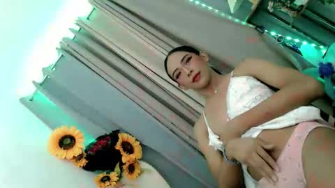 clinalynxx online show from November 20, 2025, 10:59 am
