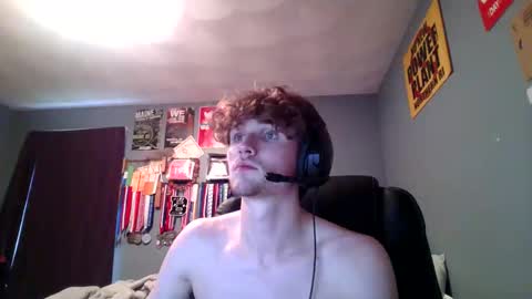 clint_wood online show from October 31, 2025, 3:35 pm