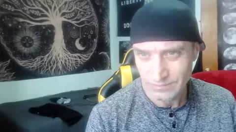 Snapshot of clintwood12 chatting on January 17, 2026, 8:45 pm chad online show from January 17, 2026, 8:45 pm