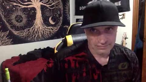 Snapshot of clintwood12 chatting on January 31, 2026, 7:11 pm chad online show from January 31, 2026, 7:11 pm