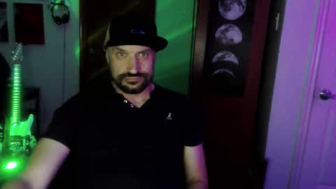 chad online show from April 1, 2026, 3:40 am