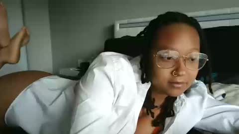 High Queen Clio online show from October 10, 2025, 3:55 pm