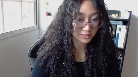 Clitia online show from February 2, 2026, 6:50 pm