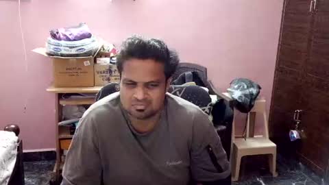 Snapshot of clitorisgspot69 chatting on May 30, 2026, 5:21 pm Raj online show from May 30, 2026, 5:21 pm