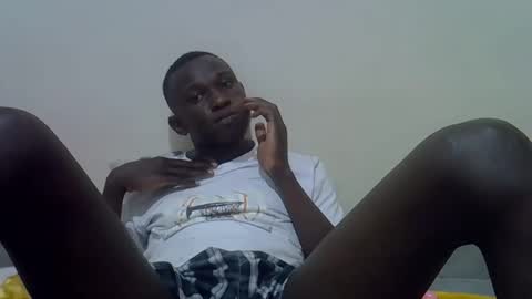 Snapshot of clive_damian chatting on February 3, 2026, 2:53 am clive_damian online show from February 3, 2026, 2:53 am