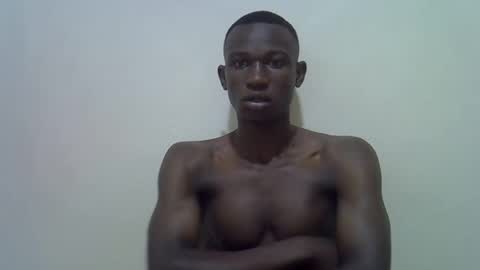 Snapshot of clive_damian chatting on February 14, 2026, 1:24 am clive_damian online show from February 14, 2026, 1:24 am