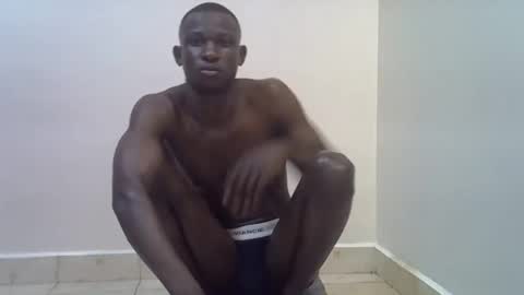 Snapshot of clive_damian chatting on May 1, 2026, 1:37 pm clive_damian online show from May 1, 2026, 1:37 pm