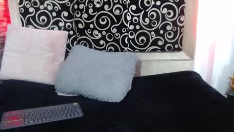 cloe66 online show from January 10, 2025, 4:51 pm