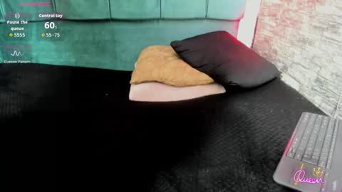 cloe66 online show from March 16, 2026, 2:43 pm