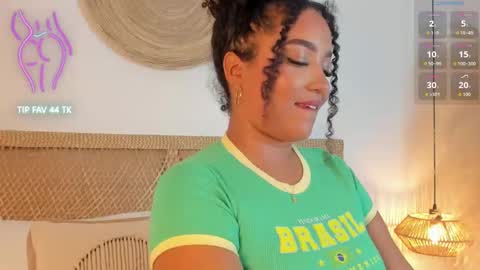 cloe_25 online show from September 25, 2025, 2:15 am