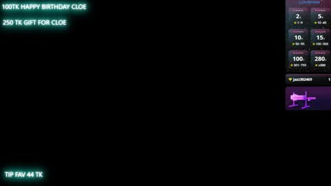 cloe_25 online show from December 5, 2025, 2:53 am