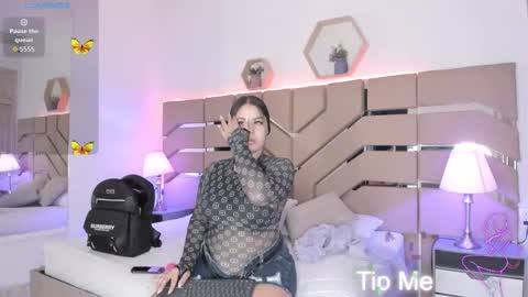 Cloe Online de 600 a 1400 online show from October 11, 2025, 11:20 am